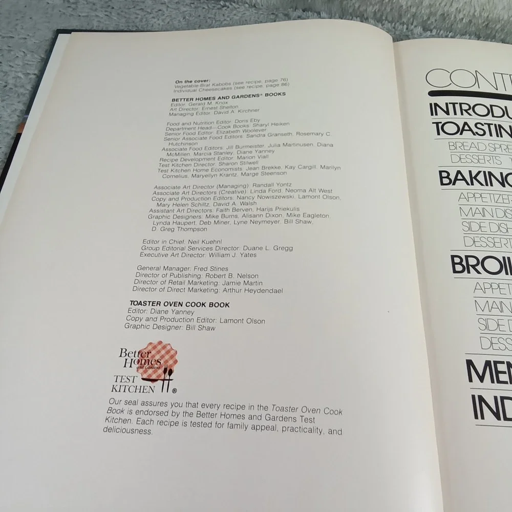 Better Homes and Gardens Toaster Oven Cook Book 1983‎ Hardcover 0696011751